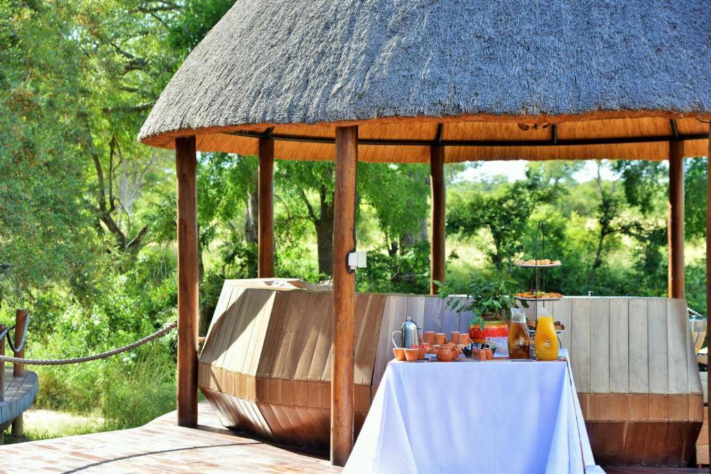 Hoyo Hoyo Safari Lodge Mluwati Concession 外观 照片